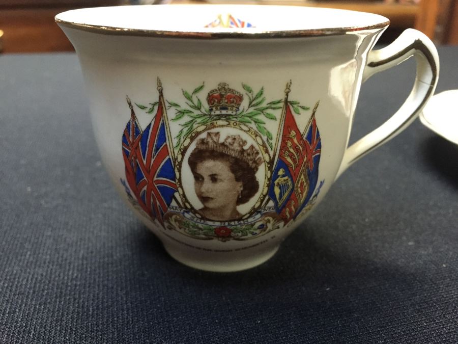 Coronation Of H.M. Queen Elizabeth II Alfred Meakin England Cup And Saucer 1953 [Photo 7]