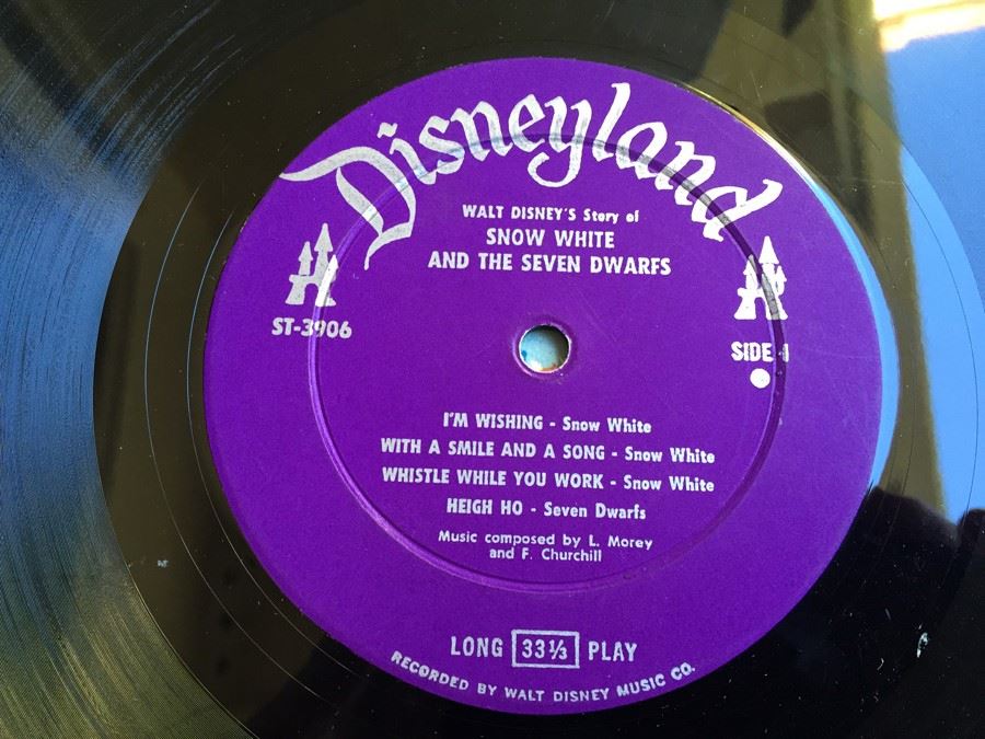 Walt Disney's Story Of Snow White And The Seven Dwarfs - Disneyland ‎- ST 3906 [Photo 5]