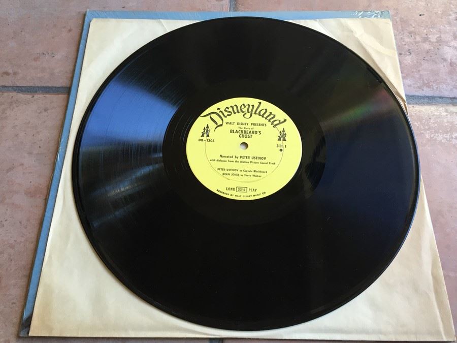 Walt Disney Presents The Story Of Blackbeard's Ghost - Disneyland ‎- DQ-1305 [Photo 3]
