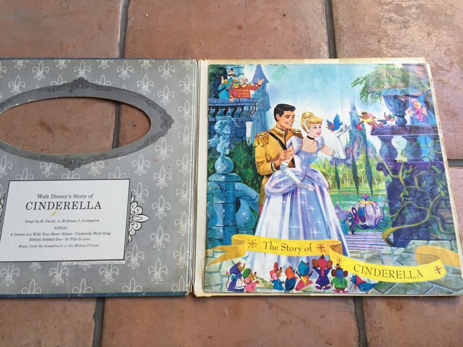 Walt Disney's Cinderella - Disneyland ‎- ST-3908 [Photo 2]