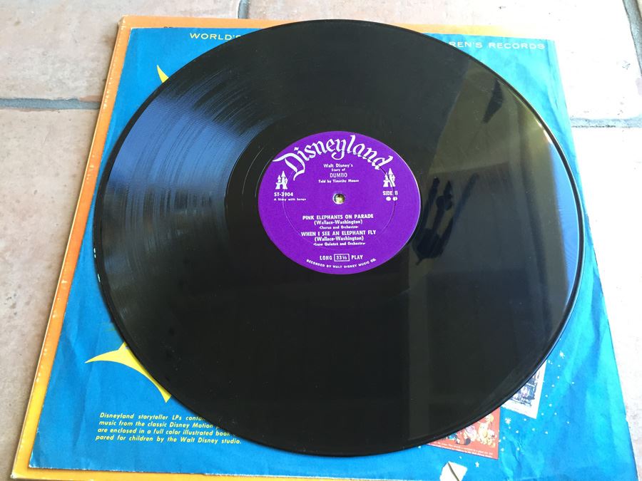 Walt Disney - Walt Disney's Story Of Dumbo - Disneyland ‎- ST 3904 [Photo 6]