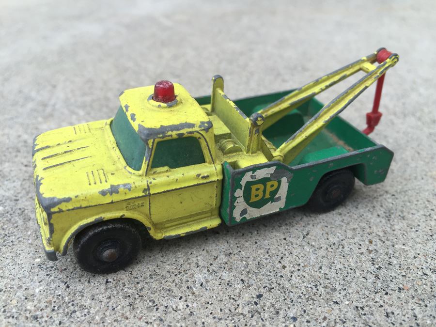 MATCHBOX Cars No. 13 Dodge Wreck Truck And No. 30 8 Wheel Crane [Photo 5]