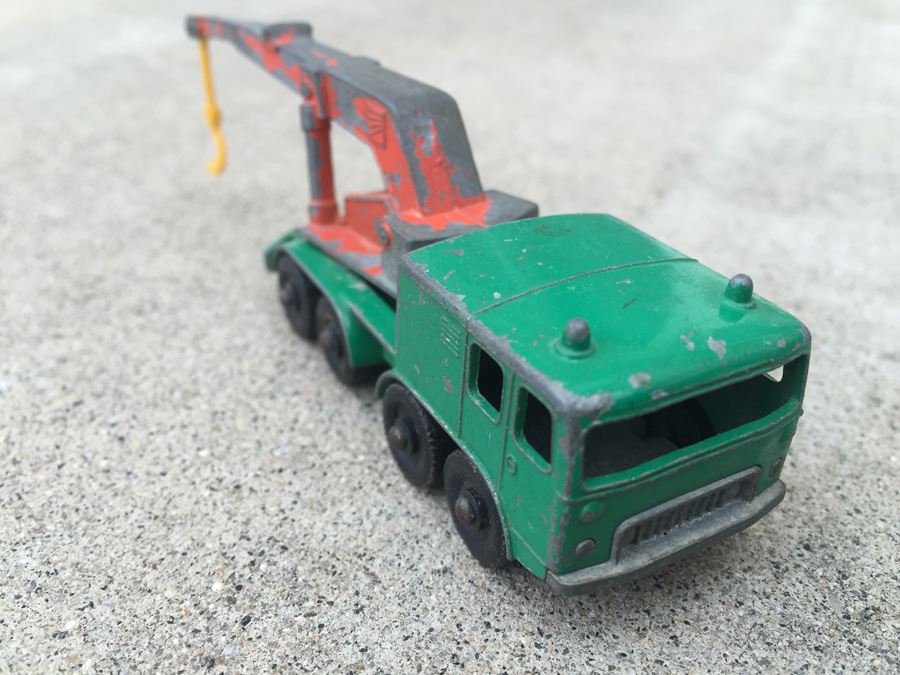 MATCHBOX Cars No. 13 Dodge Wreck Truck And No. 30 8 Wheel Crane [Photo 8]