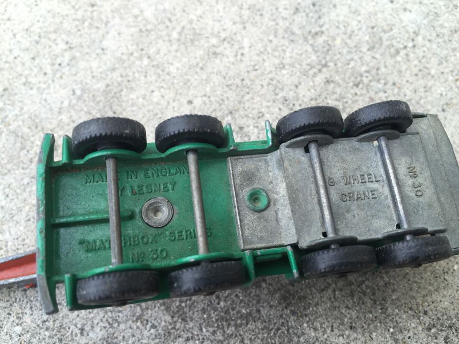 MATCHBOX Cars No. 13 Dodge Wreck Truck And No. 30 8 Wheel Crane [Photo 12]