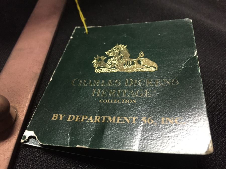 Charles Dickens Department 56 Copper Plate Display Hangers [Photo 3]