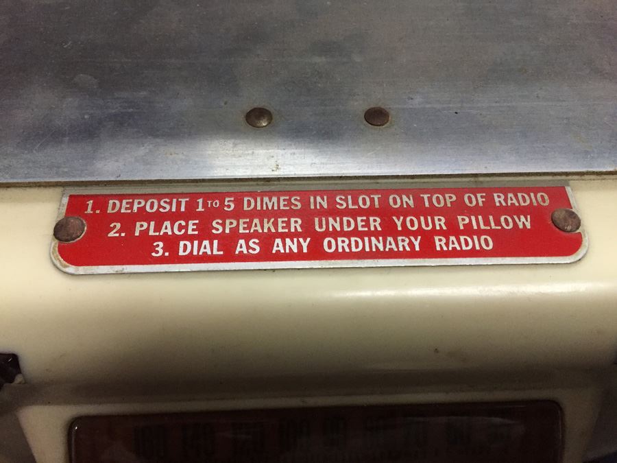 Coin-Op 10 Cent 1950's Hotel Pillow Speaker Dahlberg Radio WORKING [Photo 2]