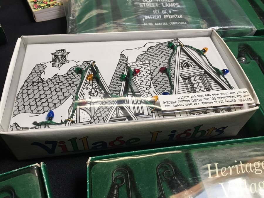 Huge Lot Of Department 56 Heritage Village Street Lights [Photo 7]