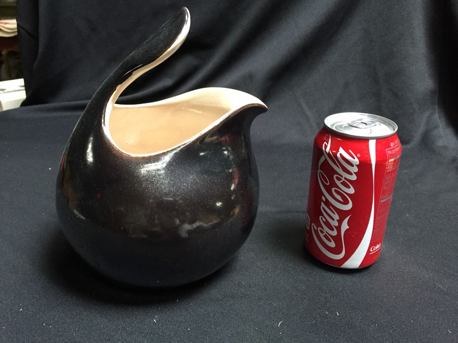Unique Modern Pitcher [Photo 5]