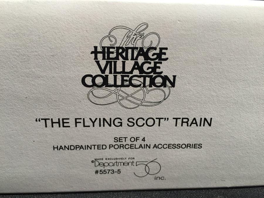 Department 56 Heritage Village Collection [Photo 2]