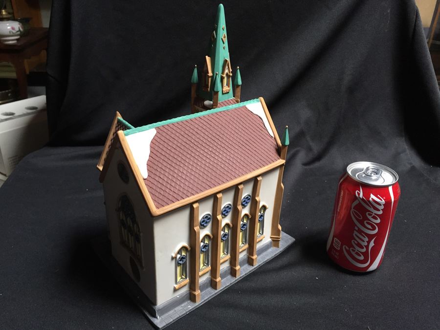 Department 56 Heritage Village Collection [Photo 8]