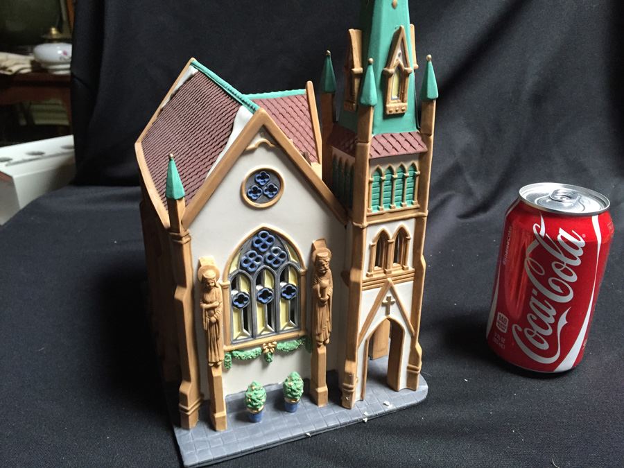 Department 56 Heritage Village Collection [Photo 10]