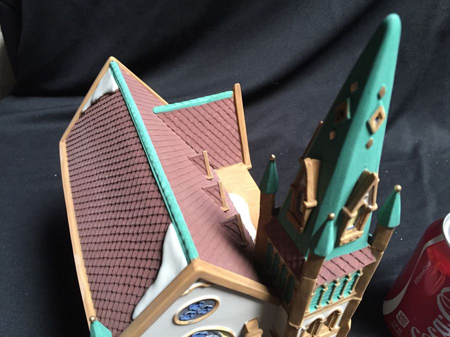 Department 56 Heritage Village Collection [Photo 11]