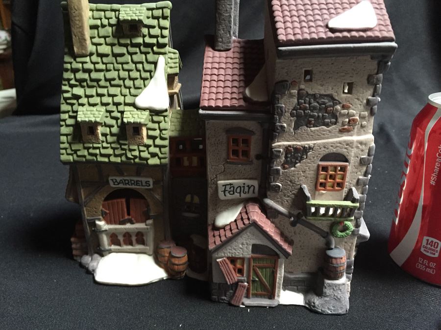 Department 56 Heritage Village Collection [Photo 4]