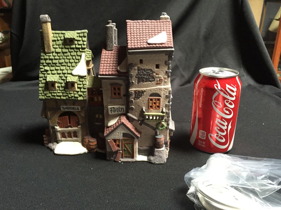 Department 56 Heritage Village Collection [Photo 3]