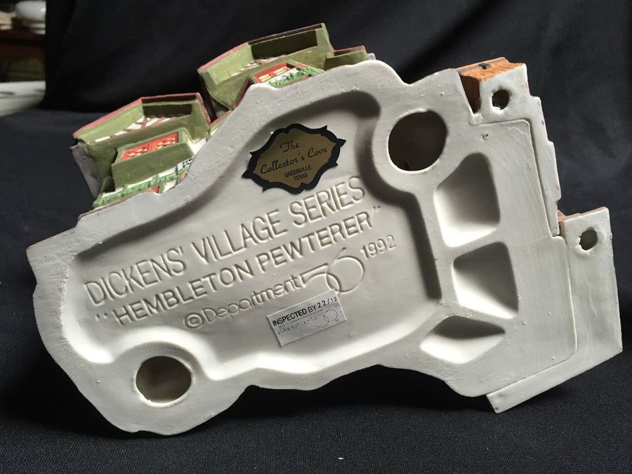 Department 56 Heritage Village Collection [Photo 11]