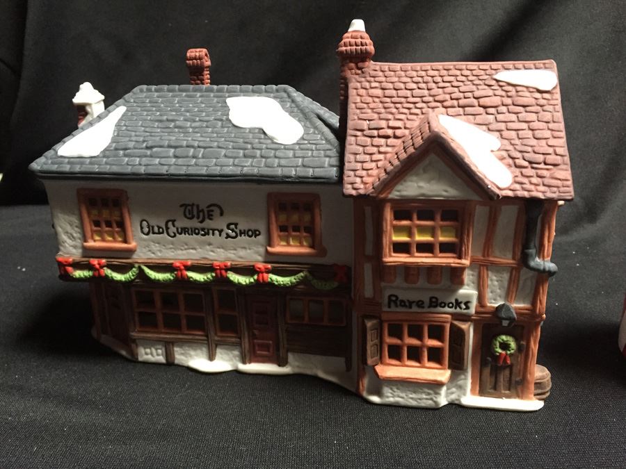 Department 56 Heritage Village Collection [Photo 9]