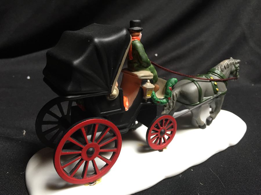 Department 56 Heritage Village Collection [Photo 7]