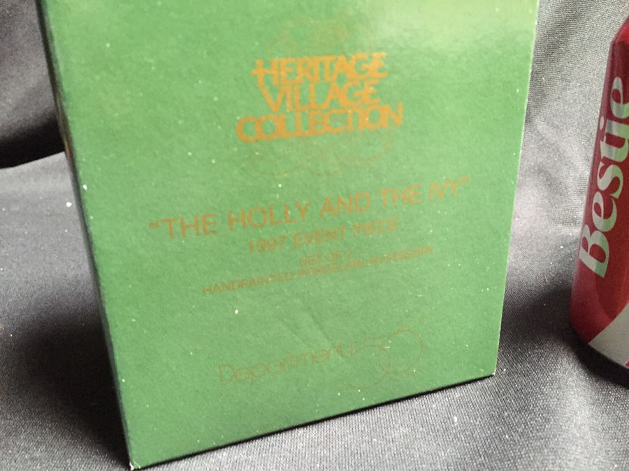 Department 56 Heritage Village Collection [Photo 2]