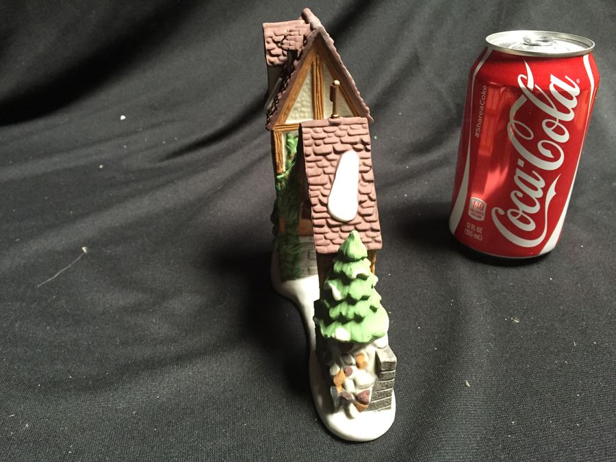 Department 56 Heritage Village Collection [Photo 7]