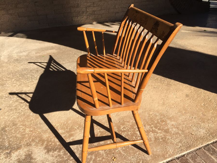 Nichols & Stone Maple Bench [Photo 7]