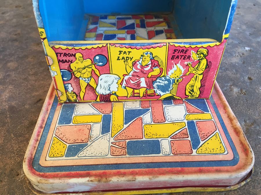 The Ohio Art Co Wind Up Tin Litho Ferris Wheel WORKING 'The Giant Ride' Estimate $75-$150 [Photo 10]