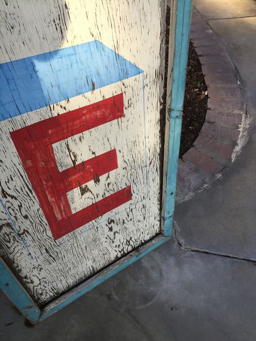 Vintage LARGE Hand Painted ICE Sign With Torquise Blue Frame [Photo 10]