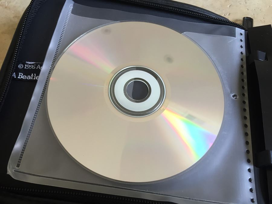 The Beatles Anthology 1995 10 CD's In Carrying Case [Photo 4]