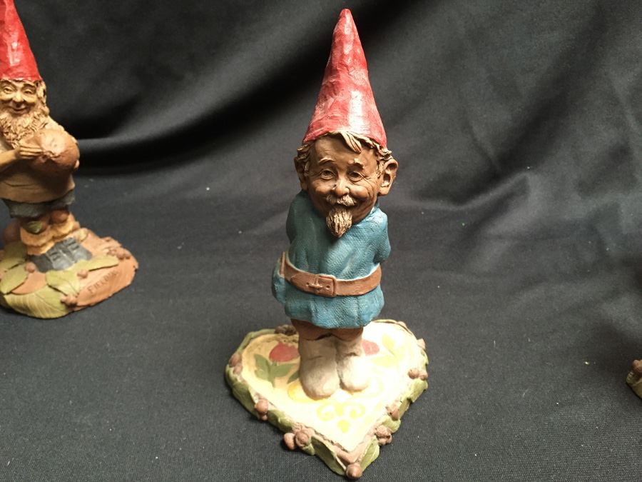 (4) Tom Clark Gnomes