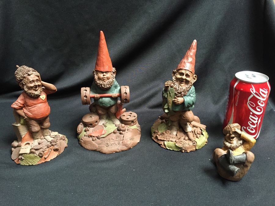 (4) Tom Clark Gnomes
