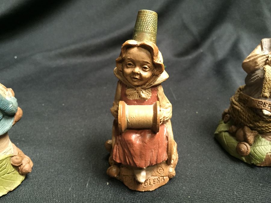 (7) Tom Clark Gnomes [Photo 12]