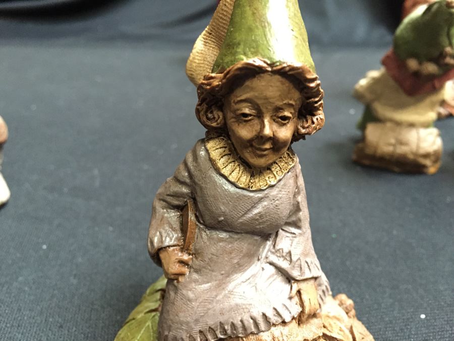 (6) Tom Clark Gnomes [Photo 9]