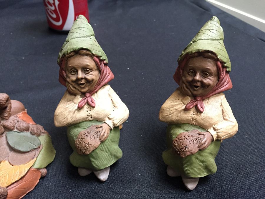 (6) Tom Clark Gnomes