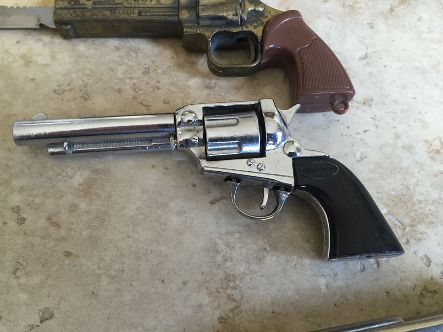 Collection Of Miniature Guns Including Cap Guns - One Is Hubley [Photo 10]