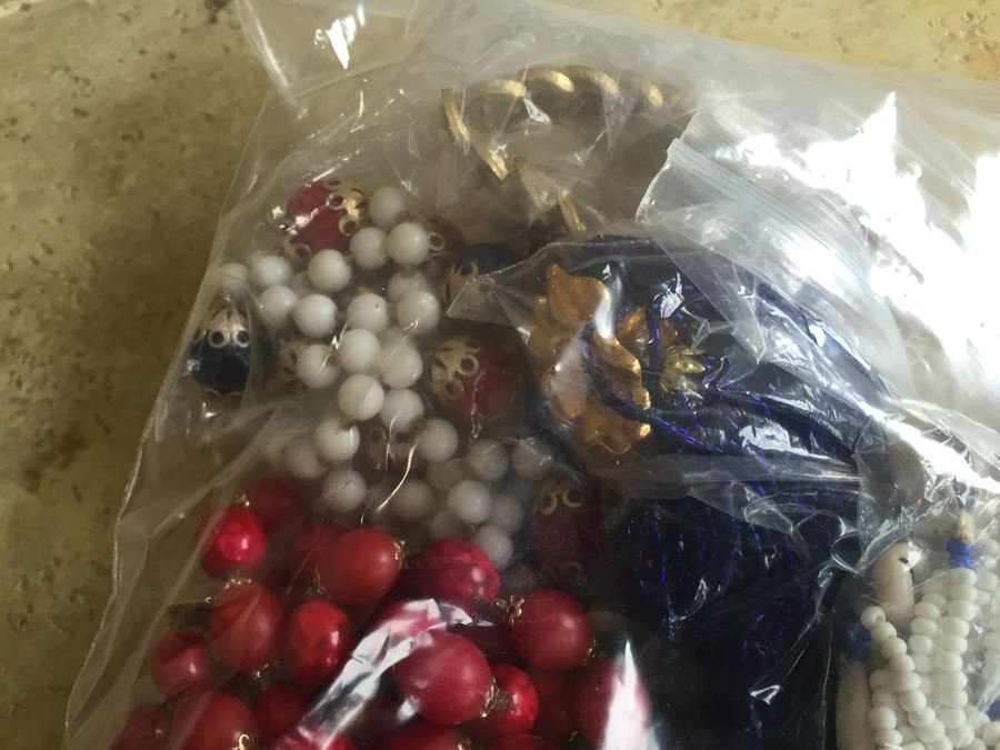 Jewelry Lot #1 - Assorted Jewelry In Large Bag [Photo 6]