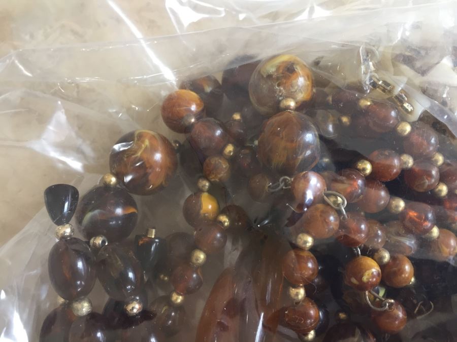 Jewelry Lot #2 - Assorted Jewelry In Large Bag [Photo 5]