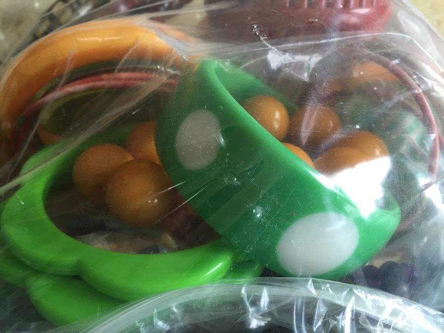 Jewelry Lot #5 - Assorted Jewelry In Large Bag [Photo 15]