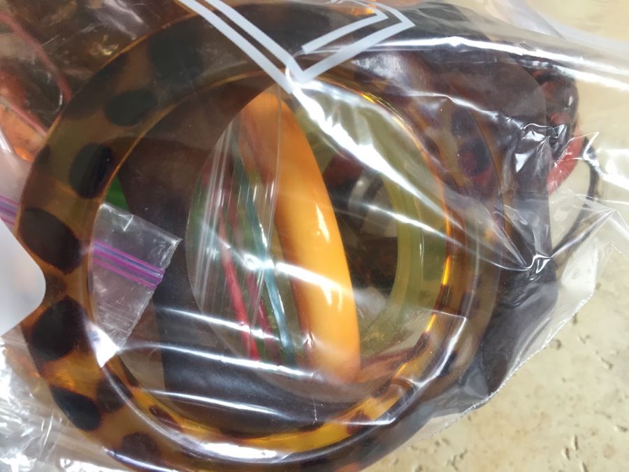 Jewelry Lot #5 - Assorted Jewelry In Large Bag [Photo 5]