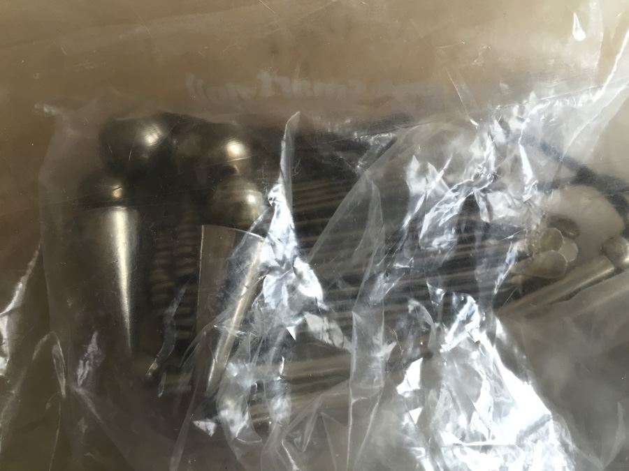 Jewelry Lot #6 - Assorted Jewelry In Large Bag [Photo 7]