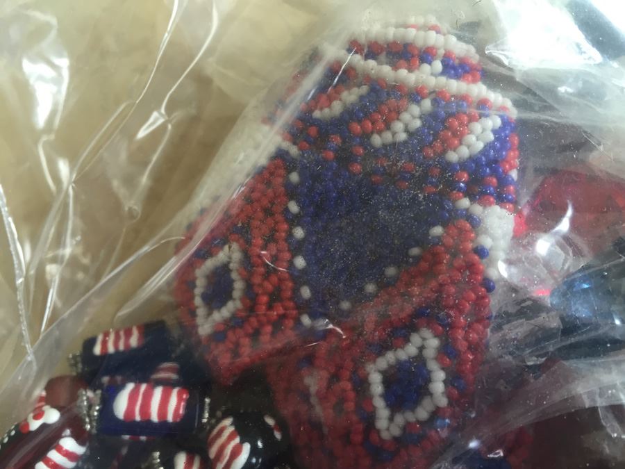 Jewelry Lot #7 - Assorted Jewelry In Large Bag [Photo 10]