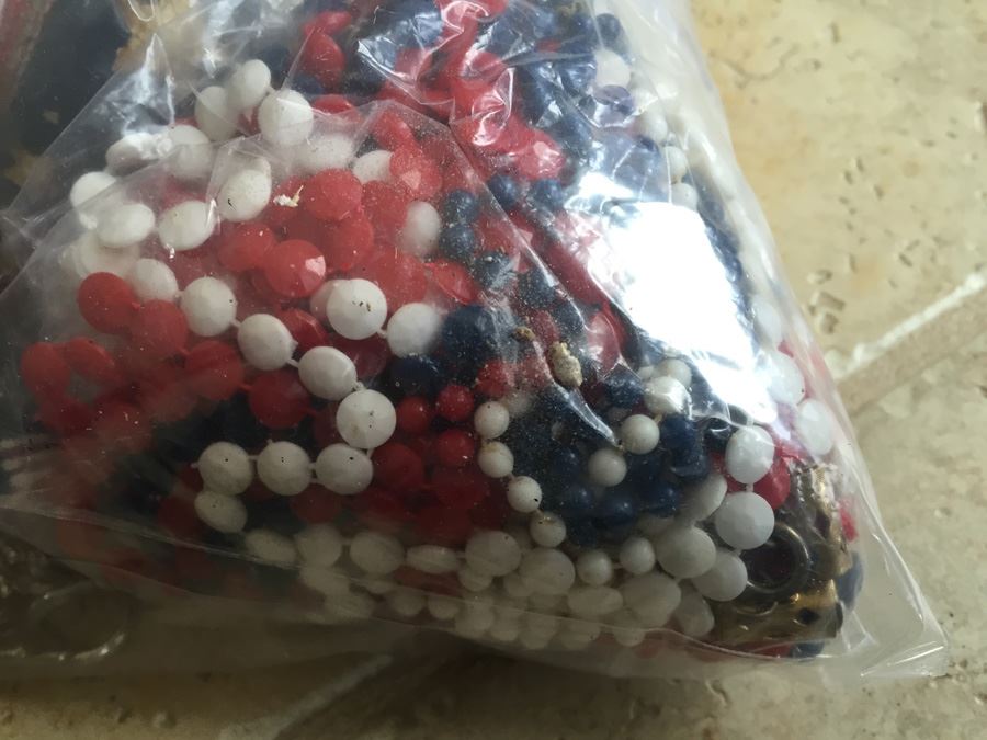 Jewelry Lot #7 - Assorted Jewelry In Large Bag [Photo 8]