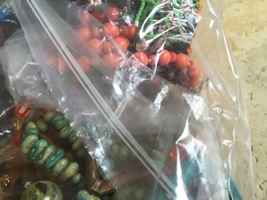 Jewelry Lot #8 - Assorted Jewelry In Large Bag [Photo 15]