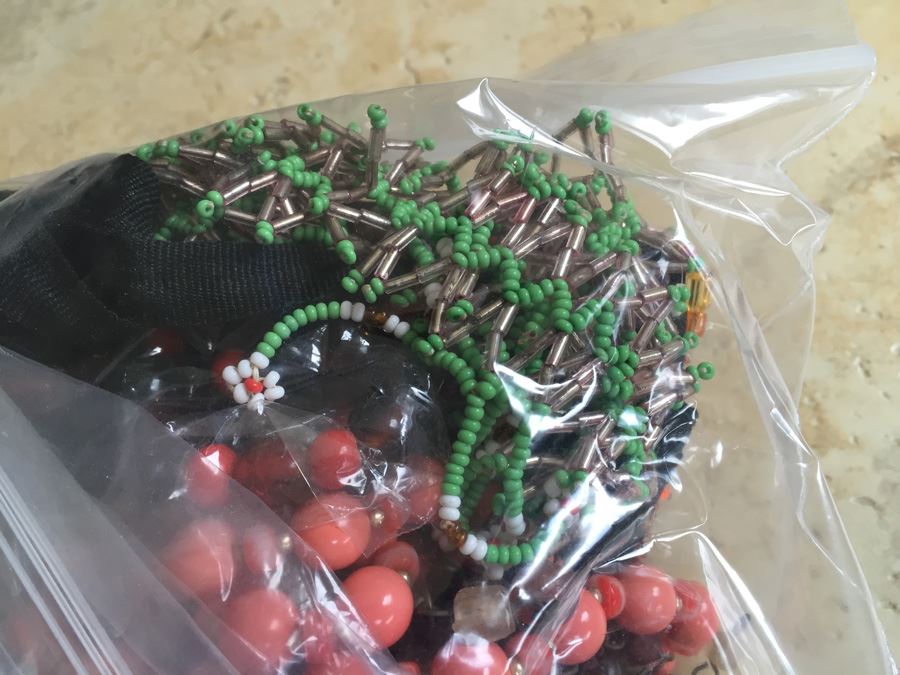 Jewelry Lot #8 - Assorted Jewelry In Large Bag [Photo 14]