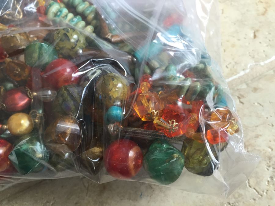 Jewelry Lot #8 - Assorted Jewelry In Large Bag [Photo 10]