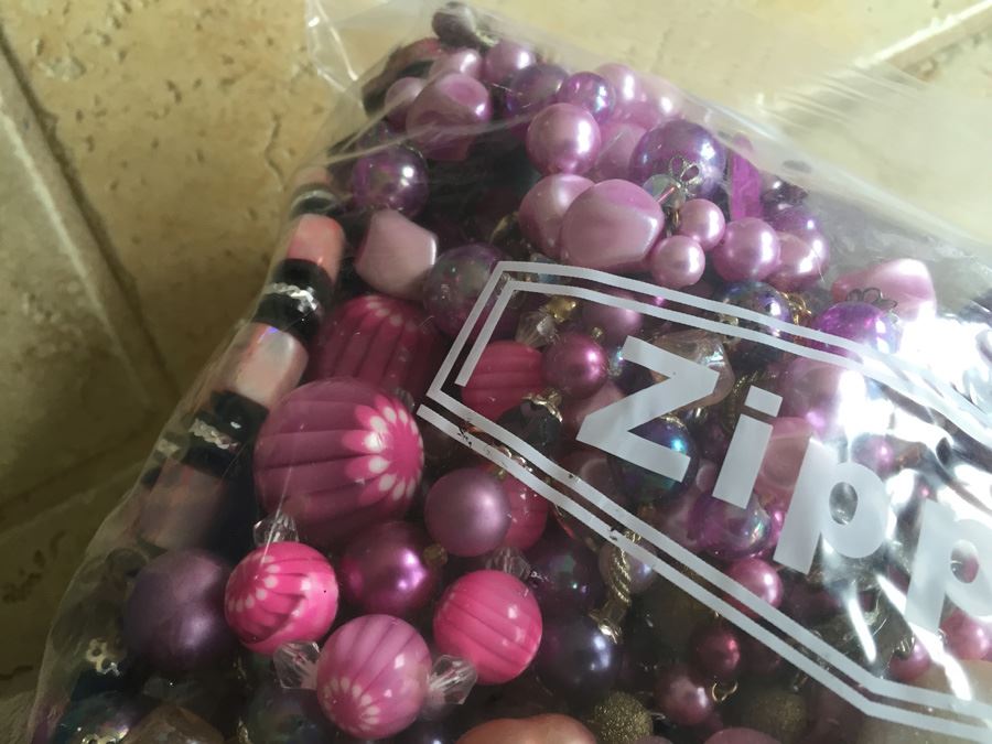 Jewelry Lot #9 - Assorted Jewelry In Large Bag [Photo 6]