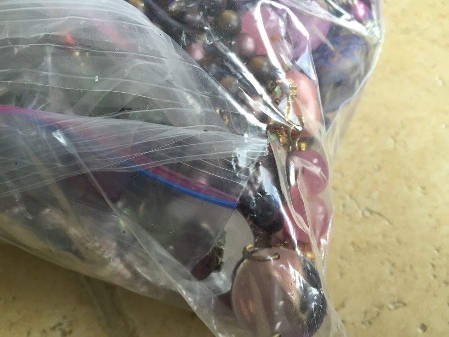 Jewelry Lot #9 - Assorted Jewelry In Large Bag [Photo 11]