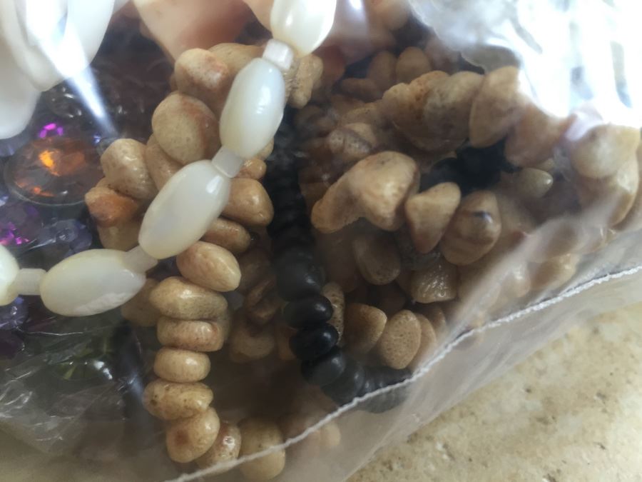 Jewelry Lot #10 - Assorted Jewelry In Large Bag [Photo 8]