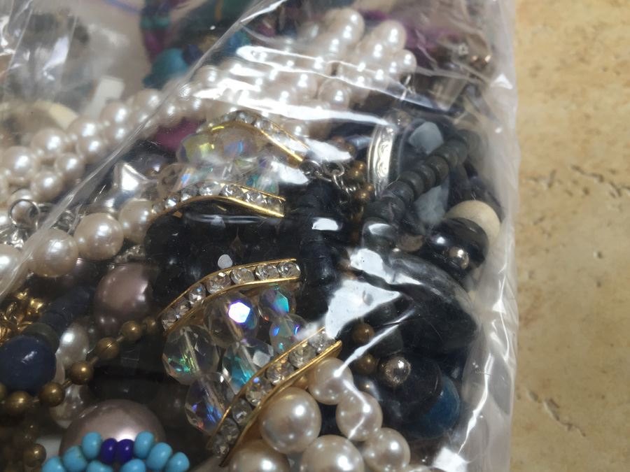 Jewelry Lot #10 - Assorted Jewelry In Large Bag [Photo 13]