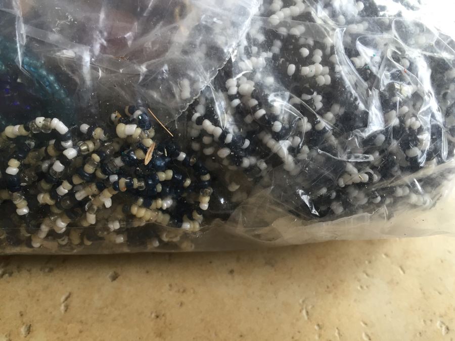 Jewelry Lot #11 - Assorted Jewelry In Large Bag [Photo 4]