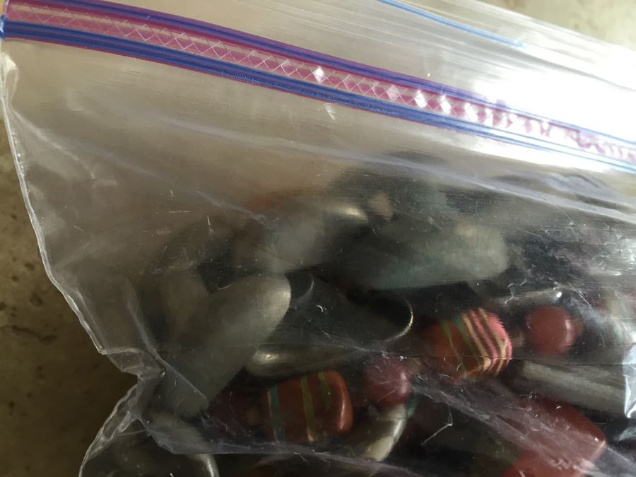 Jewelry Lot #11 - Assorted Jewelry In Large Bag [Photo 16]