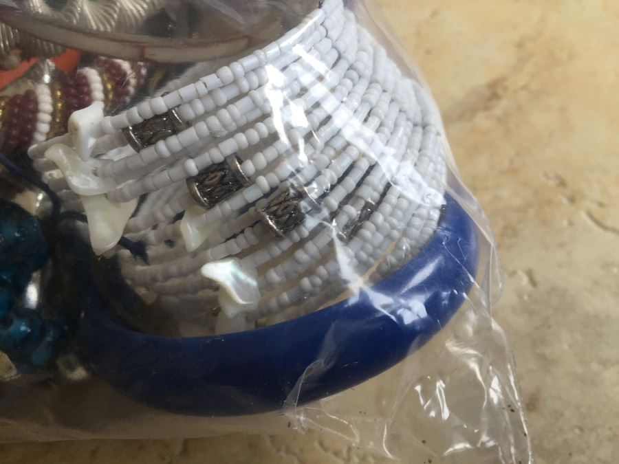 Jewelry Lot #12 - Assorted Jewelry In Large Bag [Photo 4]